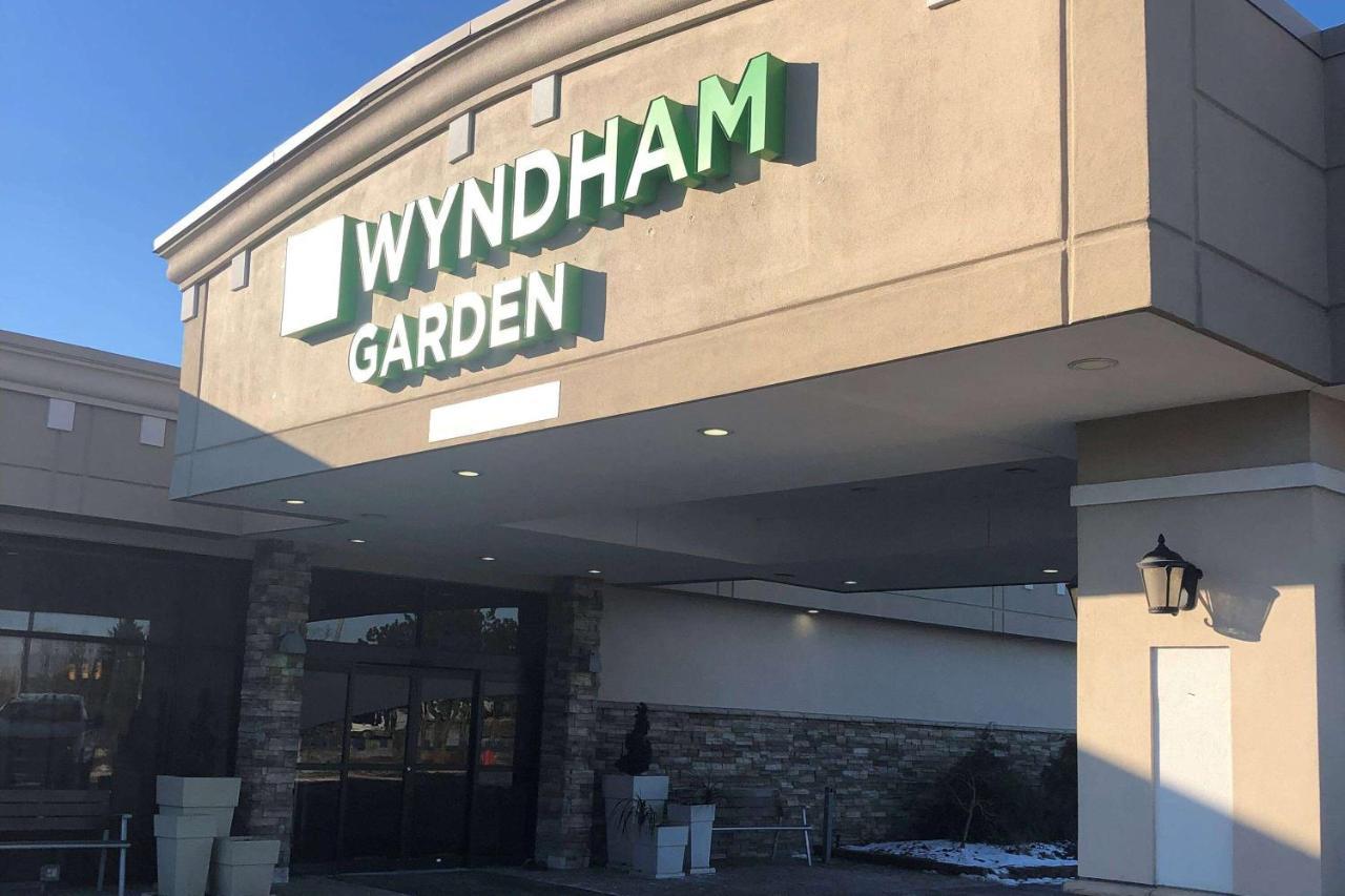 Wyndham Garden Southgate Hotel Buitenkant foto
