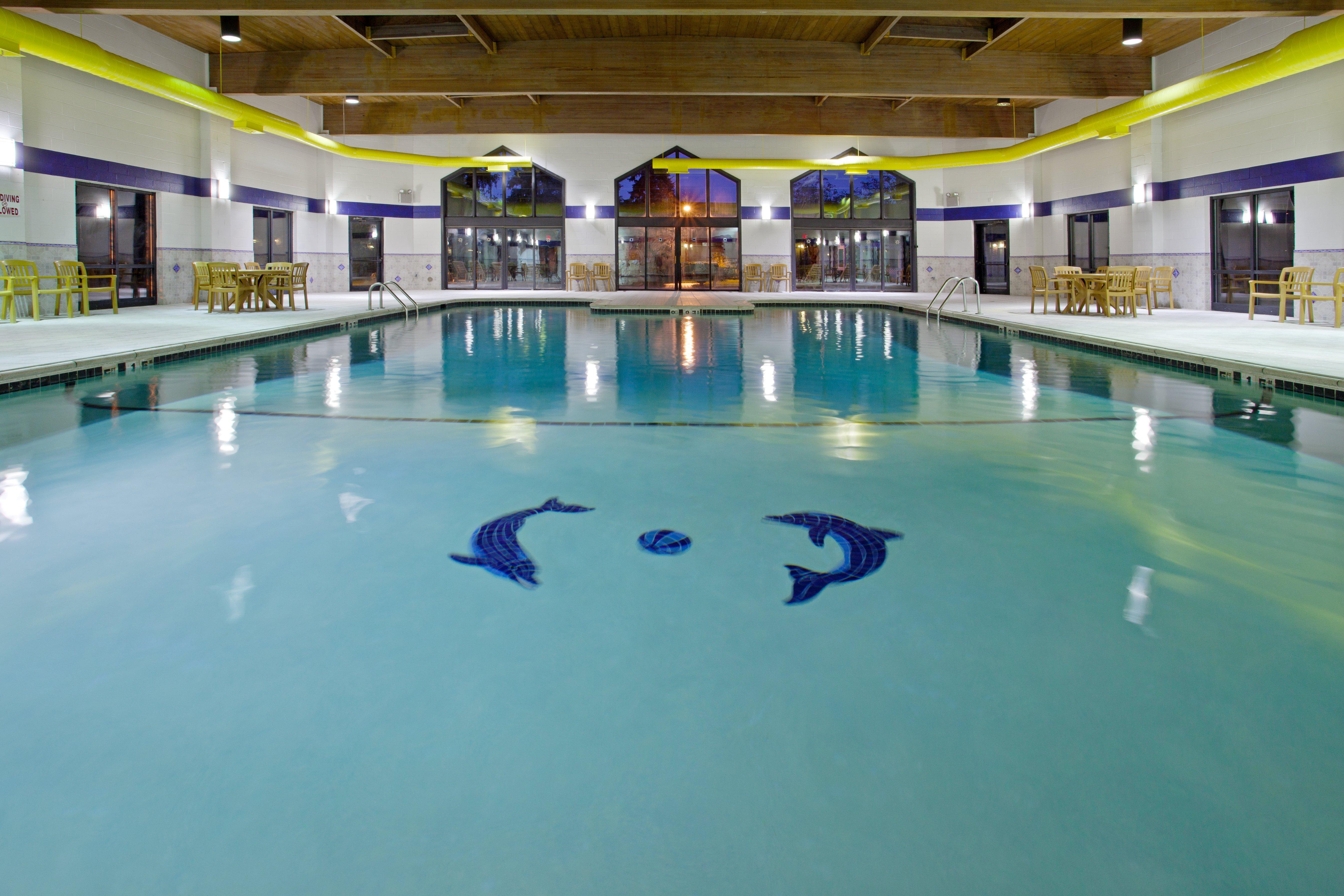 Wyndham Garden Southgate Hotel Buitenkant foto