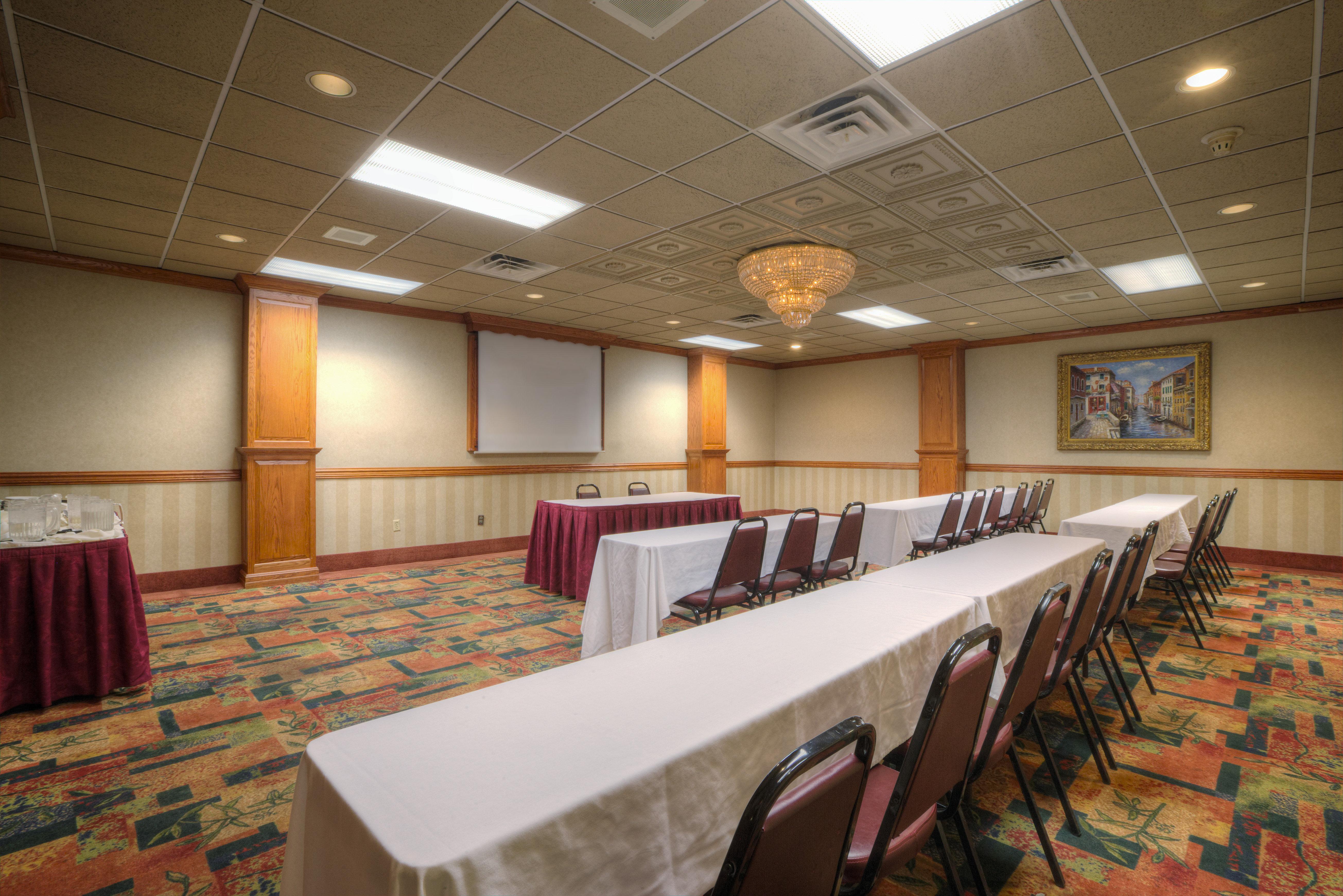 Wyndham Garden Southgate Hotel Buitenkant foto